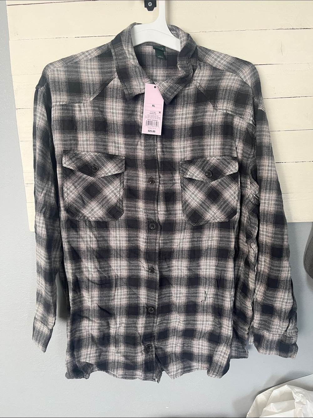 Black & Gray Plaid Button-Up Shirt With Pockets on front and sides